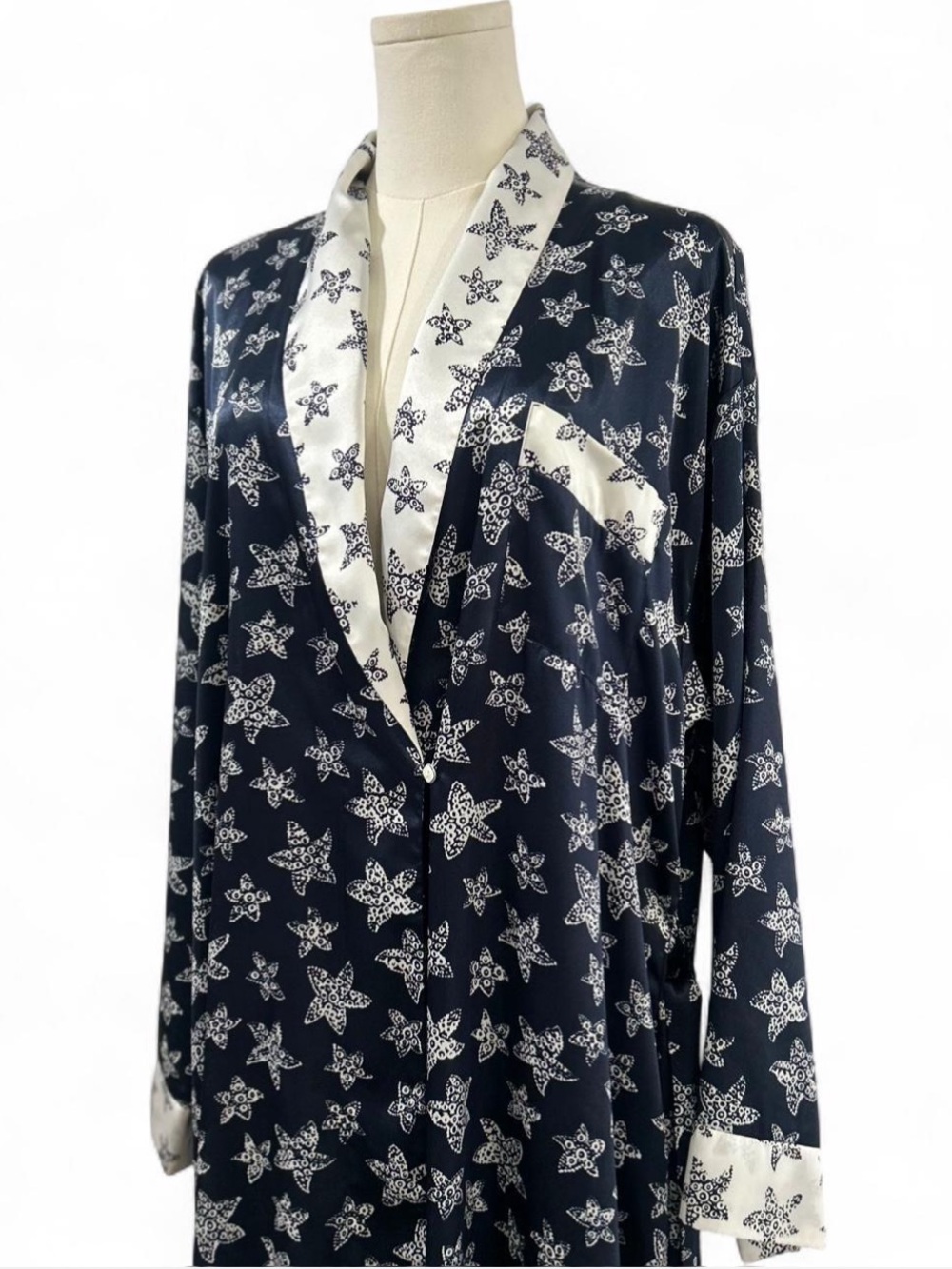 Coldwater Creek Satin Navy Blue Starfish Coastal Long Woman's Robe Size L/XL - Picture 2 of 7